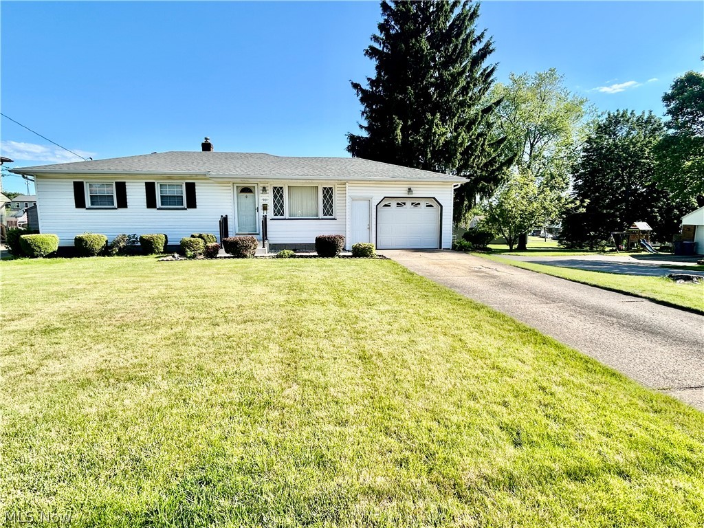 501 Edison Street Struthers OH 44471
