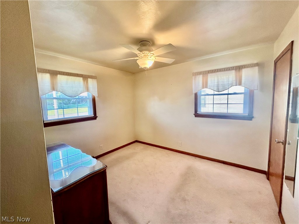501 Edison Street Struthers OH 44471