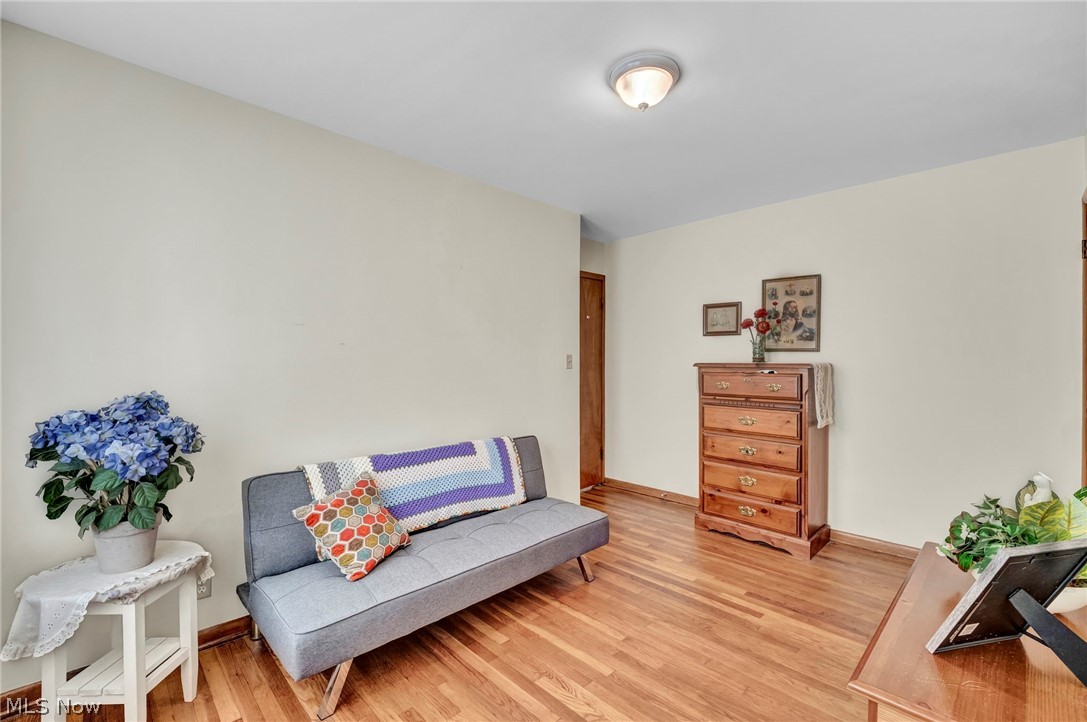 6621 Indiana Avenue Mayfield Heights OH 44124