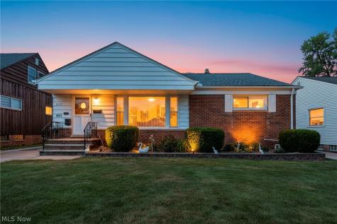 6621 Indiana Avenue Mayfield Heights OH 44124