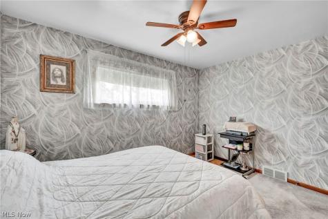 6621 Indiana Avenue Mayfield Heights OH 44124