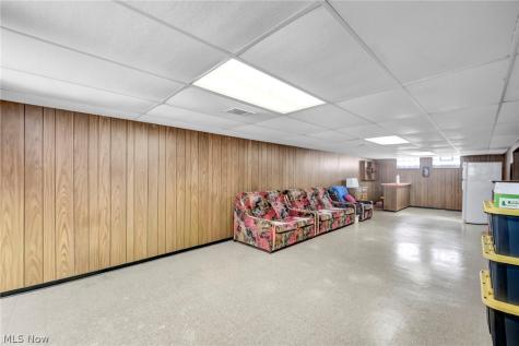 6621 Indiana Avenue Mayfield Heights OH 44124