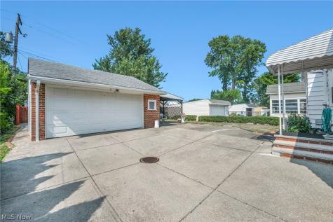 6621 Indiana Avenue Mayfield Heights OH 44124
