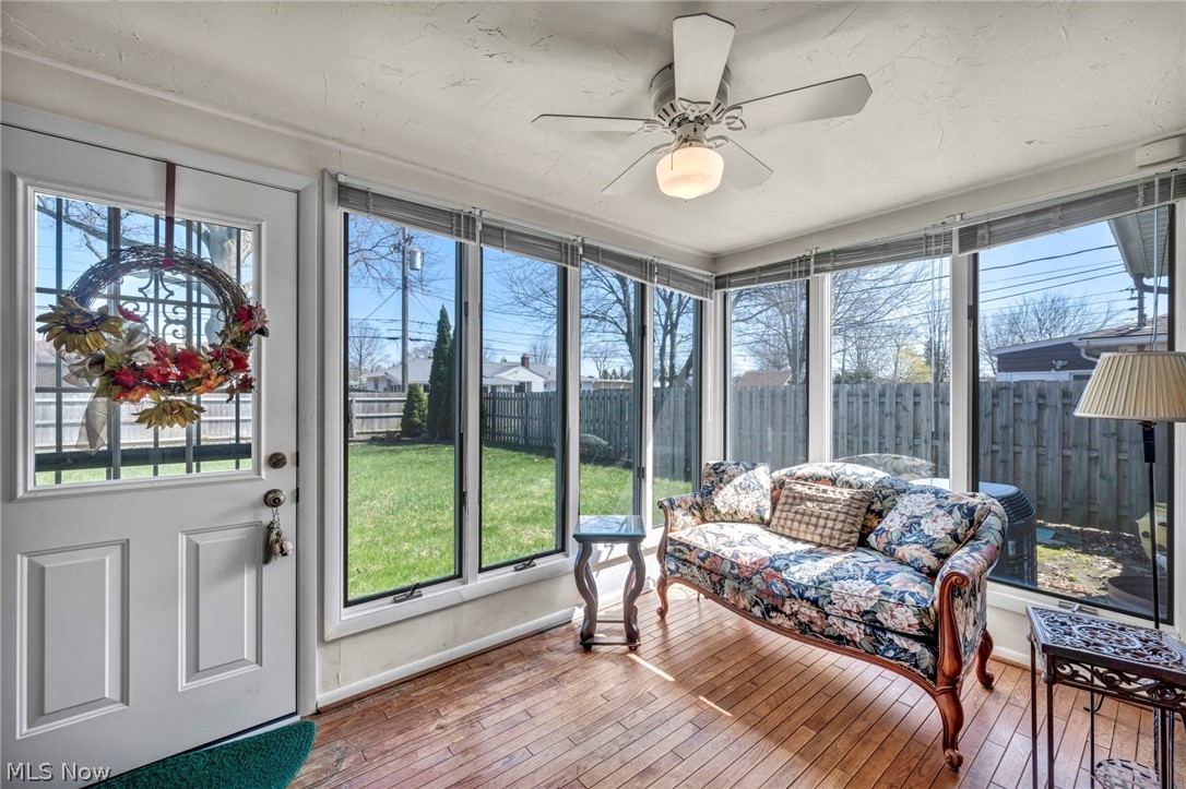4497 W Ranchview Avenue North Olmsted OH 44070