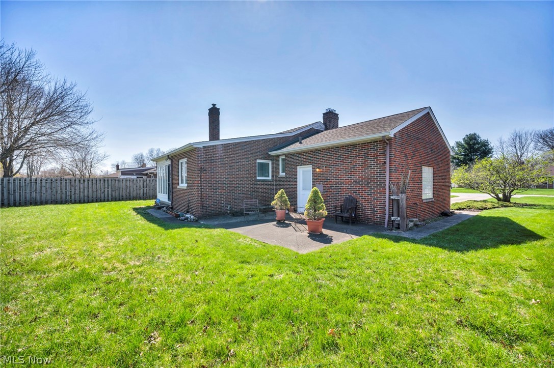 4497 W Ranchview Avenue North Olmsted OH 44070