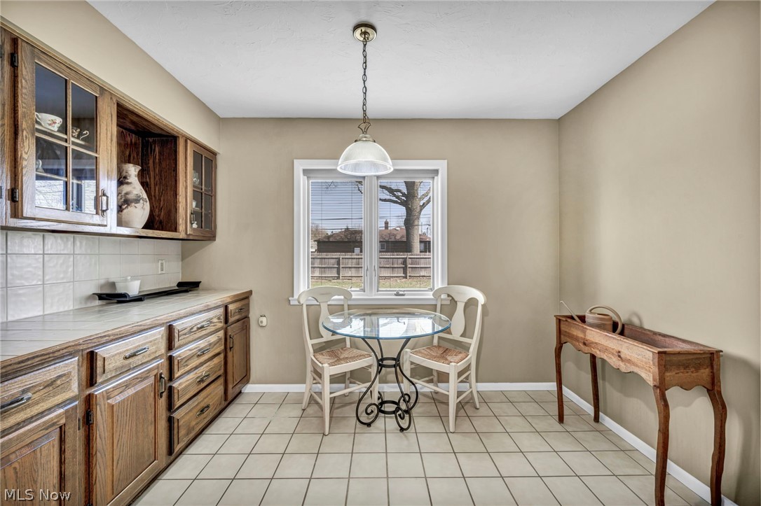 4497 W Ranchview Avenue North Olmsted OH 44070