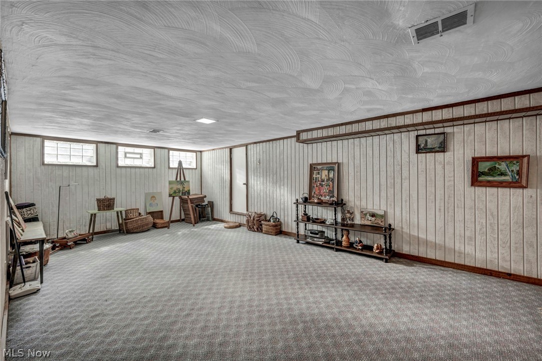 4497 W Ranchview Avenue North Olmsted OH 44070