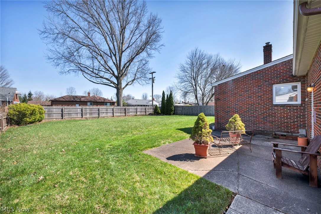 4497 W Ranchview Avenue North Olmsted OH 44070