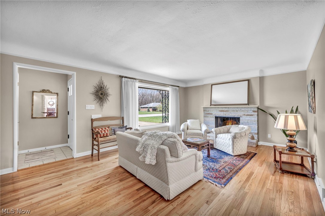 4497 W Ranchview Avenue North Olmsted OH 44070