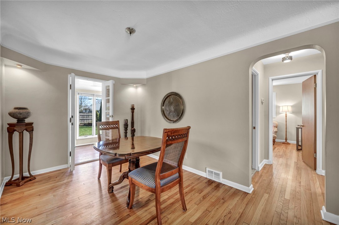 4497 W Ranchview Avenue North Olmsted OH 44070