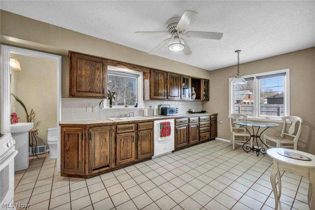4497 W Ranchview Avenue North Olmsted OH 44070