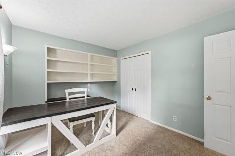 7676 Fairview Avenue Mentor OH 44060