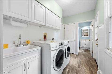 7676 Fairview Avenue Mentor OH 44060