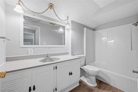 7676 Fairview Avenue Mentor OH 44060
