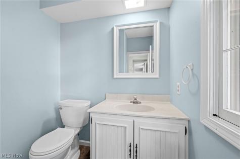 7676 Fairview Avenue Mentor OH 44060