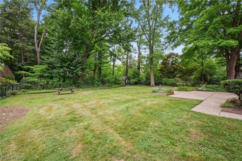 7676 Fairview Avenue Mentor OH 44060