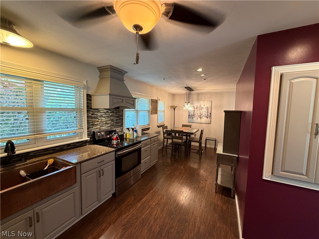 3245 Harding Avenue East Liverpool OH 43920
