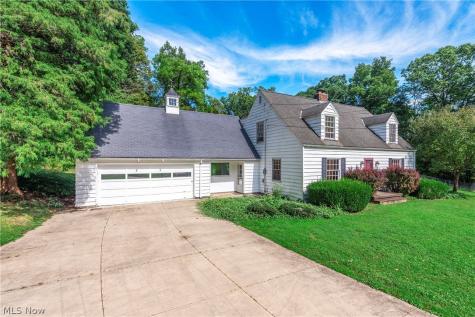 1563 Stine Road Peninsula OH 44264