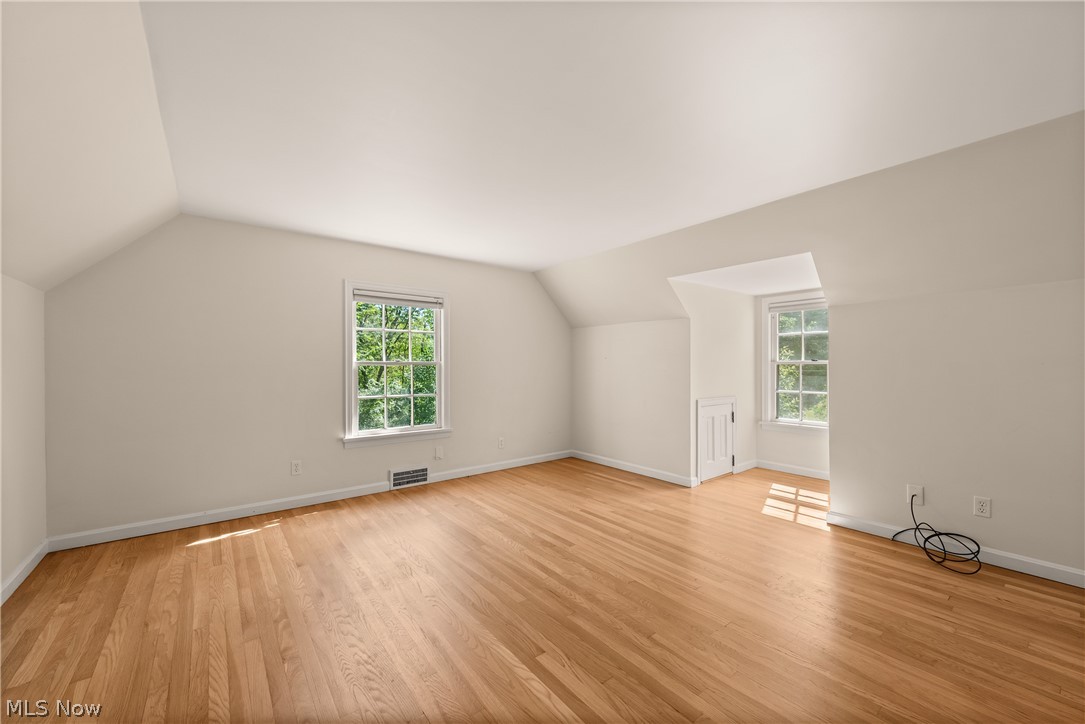 1563 Stine Road Peninsula OH 44264