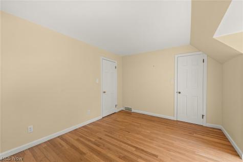 1563 Stine Road Peninsula OH 44264