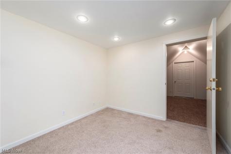 1563 Stine Road Peninsula OH 44264