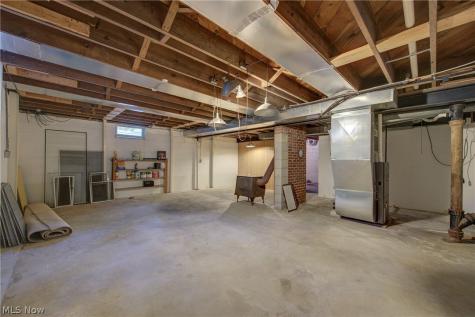 1563 Stine Road Peninsula OH 44264