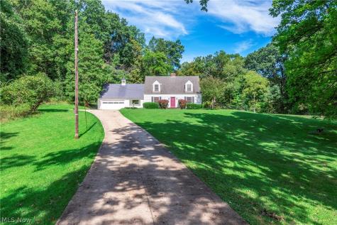 1563 Stine Road Peninsula OH 44264