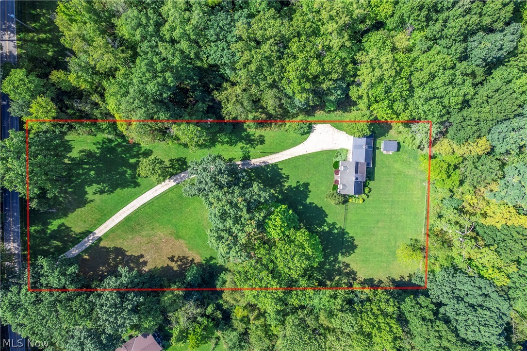 1563 Stine Road Peninsula OH 44264
