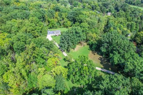 1563 Stine Road Peninsula OH 44264