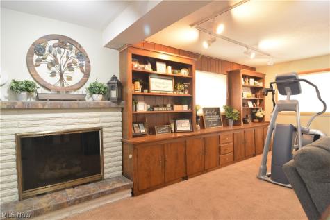 6921 Cranbrook Drive Brecksville OH 44141