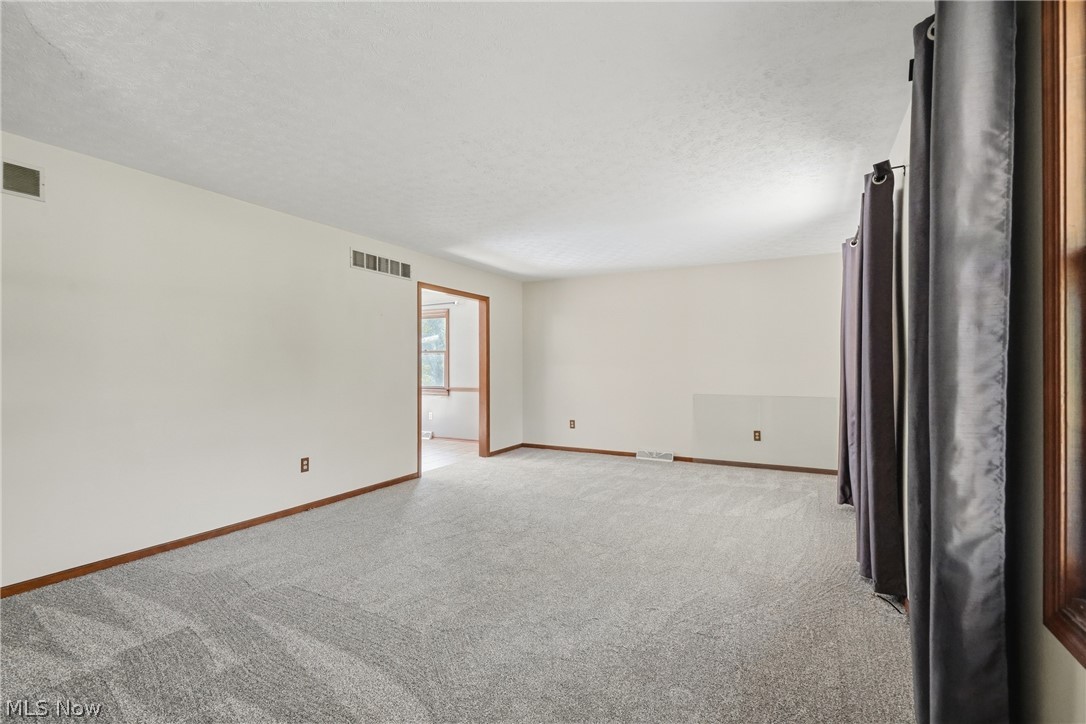 4050 Kings Court Zanesville OH 43701
