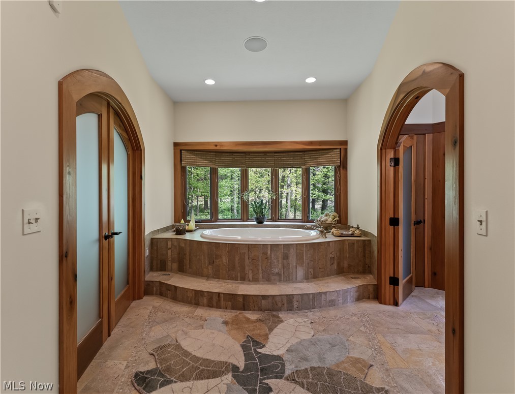 805 Cascades Drive Aurora OH 44202