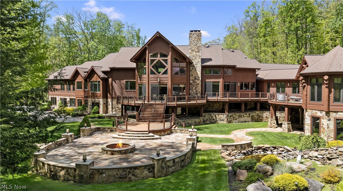 805 Cascades Drive Aurora OH 44202