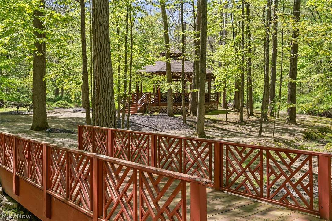 805 Cascades Drive Aurora OH 44202