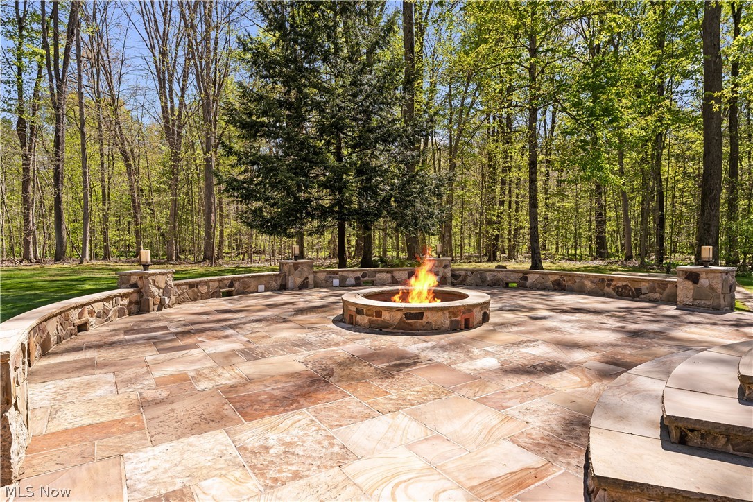 805 Cascades Drive Aurora OH 44202