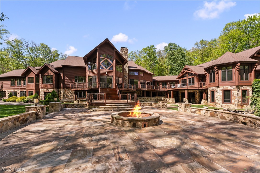 805 Cascades Drive Aurora OH 44202