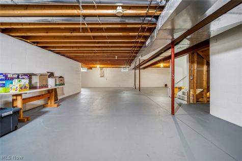 7050 Adkins Road Mentor OH 44060
