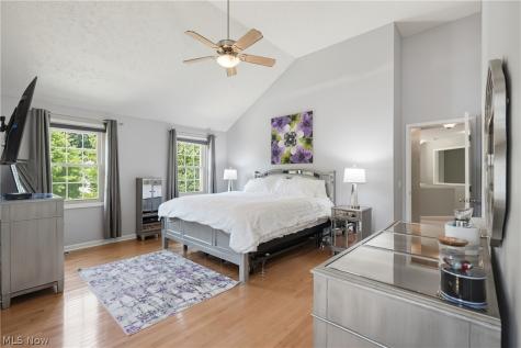 15097 Scarlet Oak Trail Strongsville OH 44149