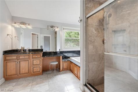 15097 Scarlet Oak Trail Strongsville OH 44149