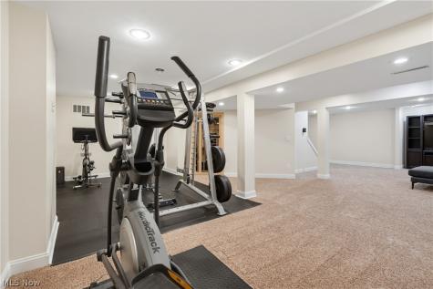 15097 Scarlet Oak Trail Strongsville OH 44149