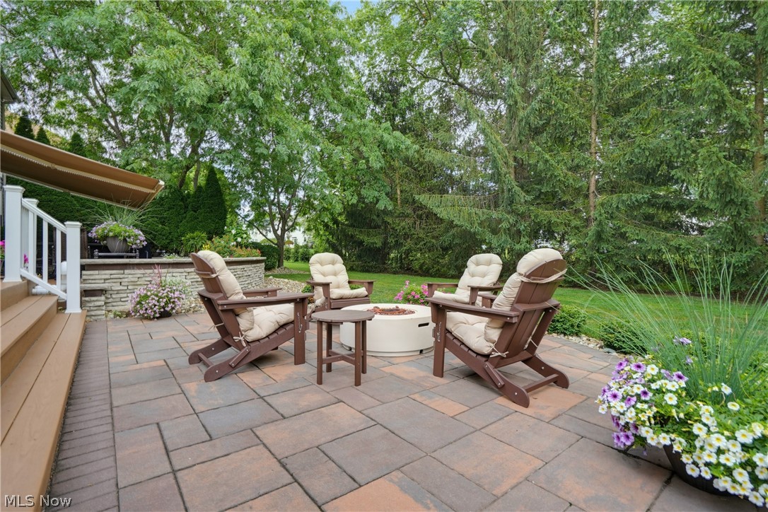 15097 Scarlet Oak Trail Strongsville OH 44149