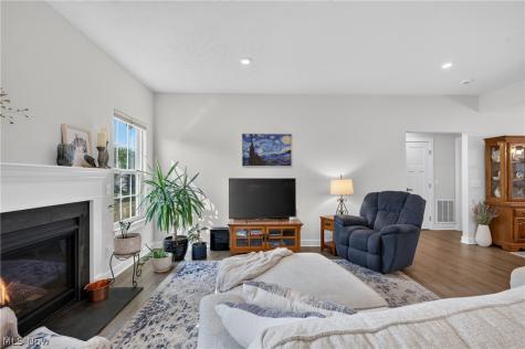 34805 Keller Farm Court Grafton OH 44044