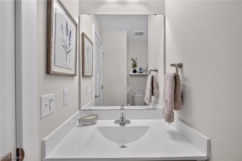 34805 Keller Farm Court Grafton OH 44044
