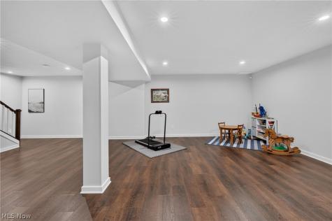 34805 Keller Farm Court Grafton OH 44044
