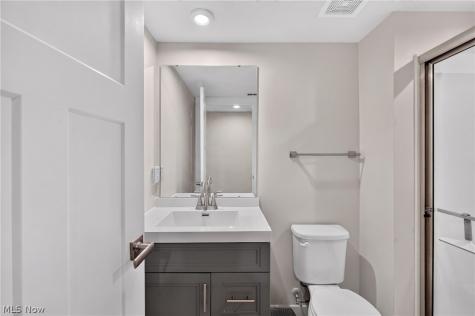 34805 Keller Farm Court Grafton OH 44044