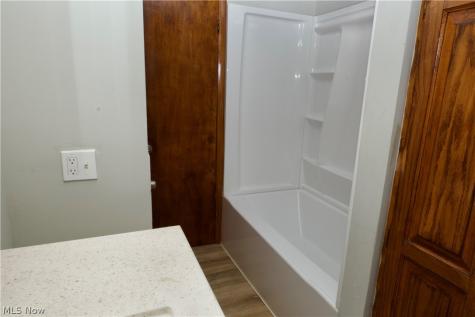 1426 W 39th Street Lorain OH 44053