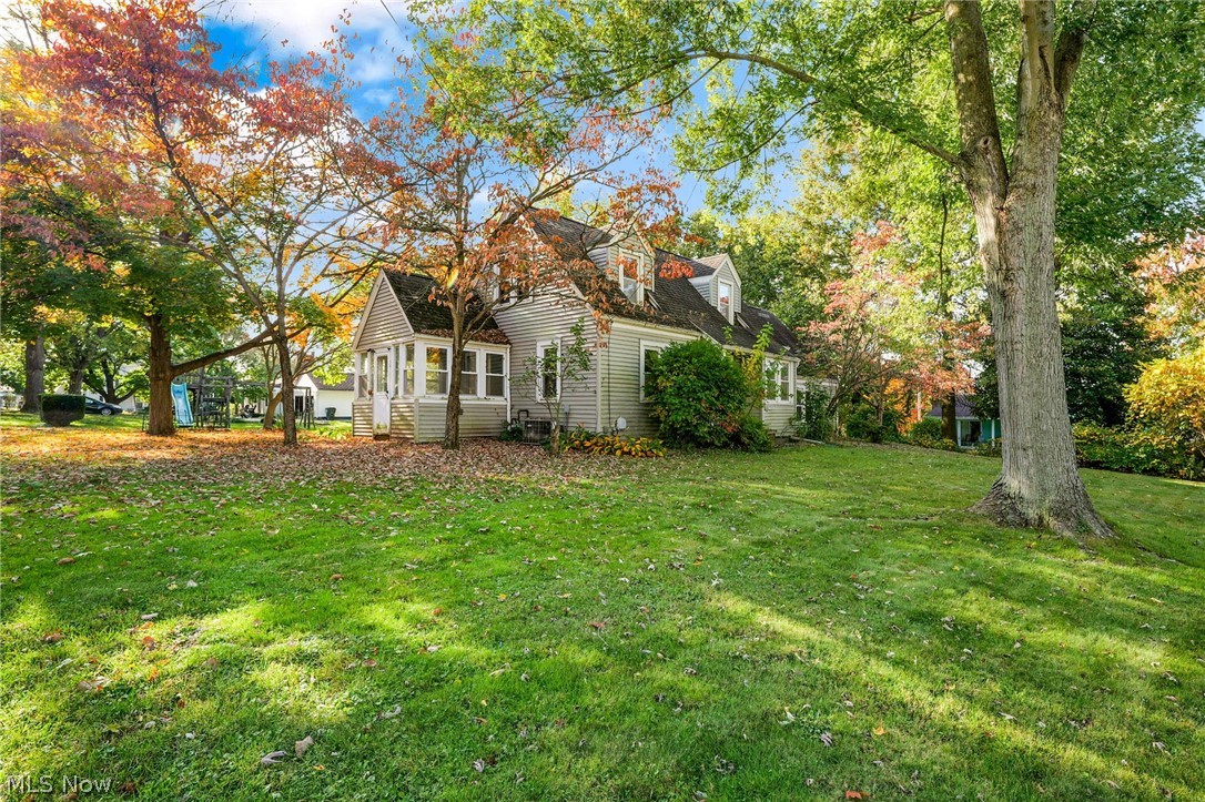 80 Cemetery Street Apple Creek OH 44606