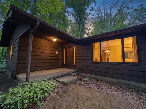 7130 Leroy Thompson Road Thompson OH 44086