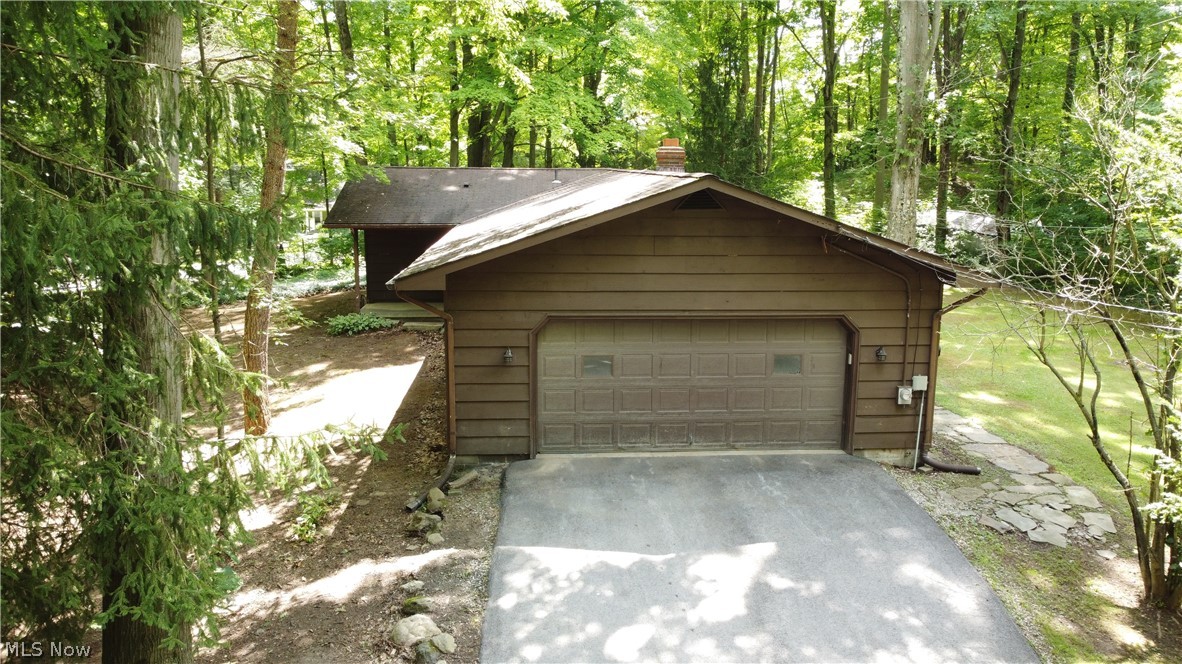 7130 Leroy Thompson Road Thompson OH 44086