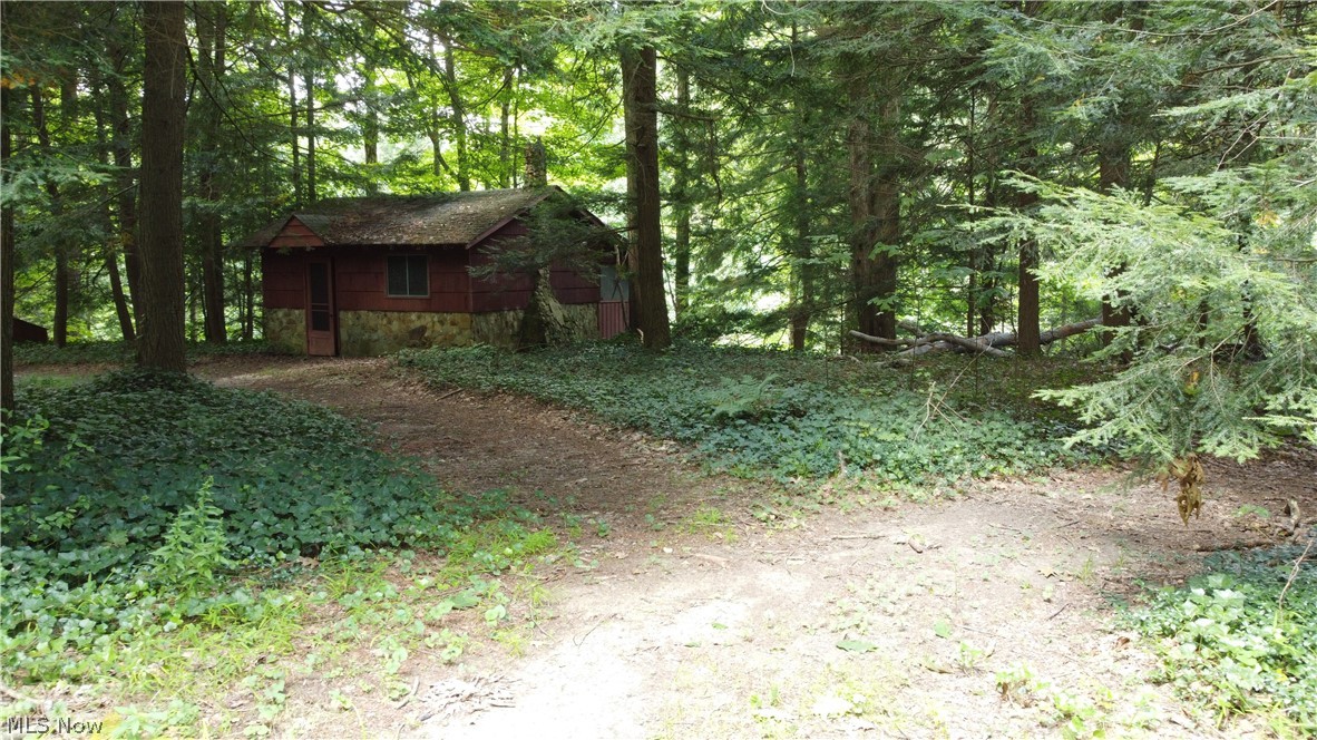 7130 Leroy Thompson Road Thompson OH 44086